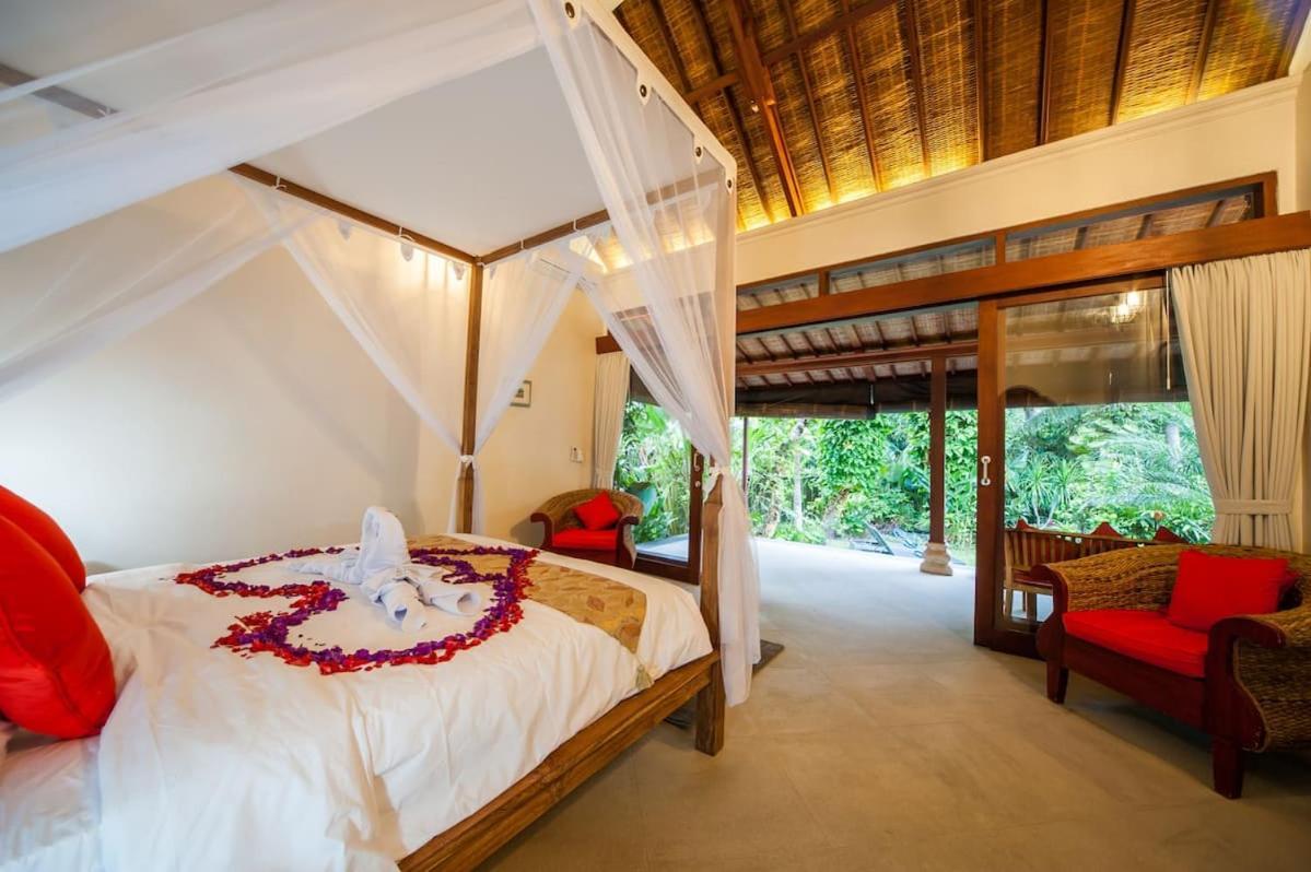 Luxury 3Br Infinity Jungle View Aashaya Villa Ubud Ngoại thất bức ảnh