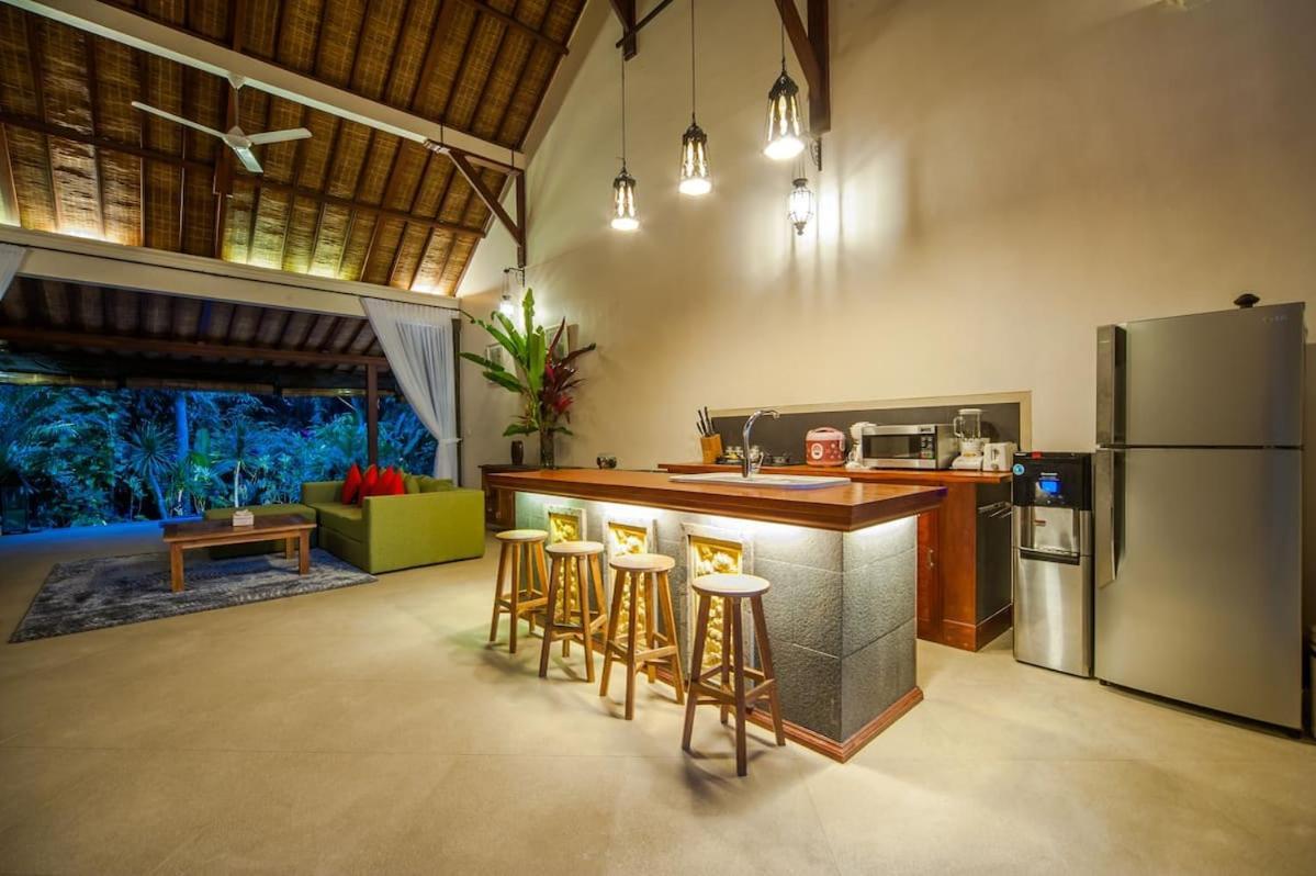 Luxury 3Br Infinity Jungle View Aashaya Villa Ubud Ngoại thất bức ảnh