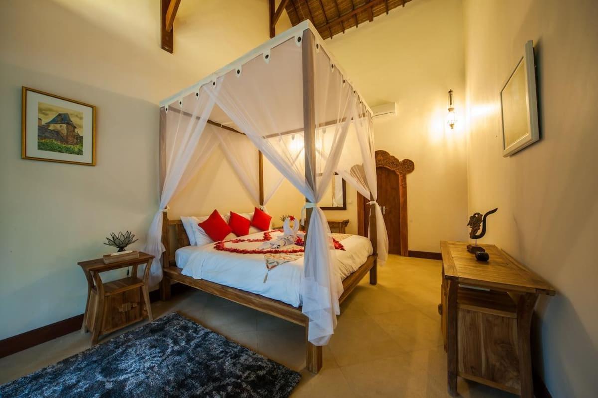 Luxury 3Br Infinity Jungle View Aashaya Villa Ubud Ngoại thất bức ảnh