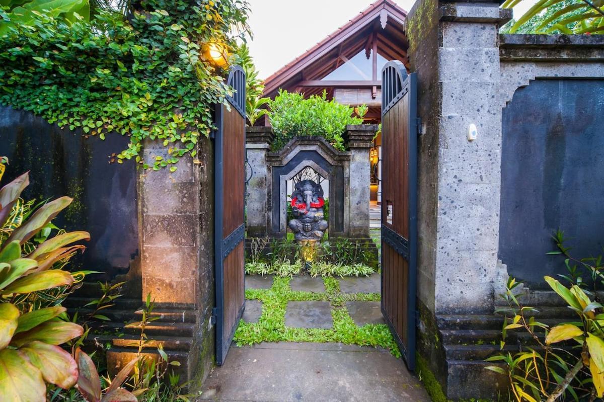 Luxury 3Br Infinity Jungle View Aashaya Villa Ubud Ngoại thất bức ảnh