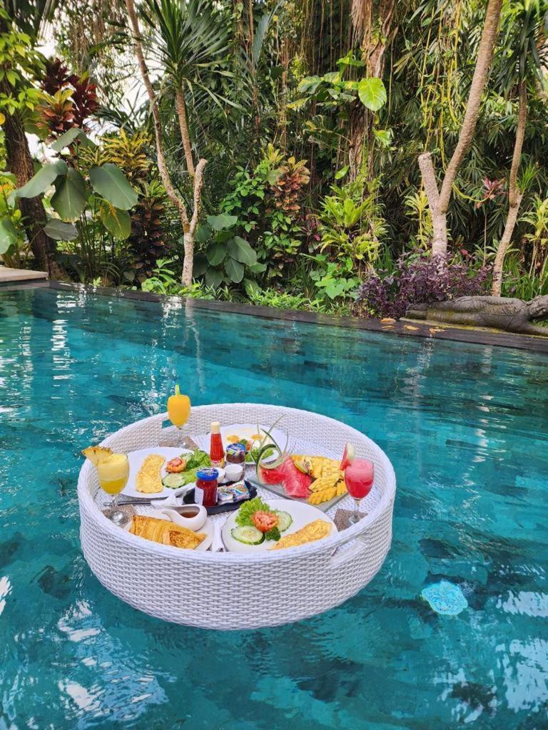 Luxury 3Br Infinity Jungle View Aashaya Villa Ubud Ngoại thất bức ảnh